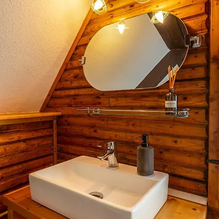 Tiltott Rengeteg Сasa de vacaciones