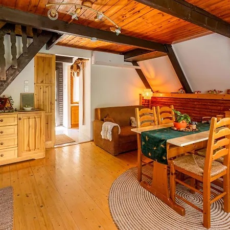 Holiday home Tiltott Rengeteg Vendeghaz Balatonfuzfo