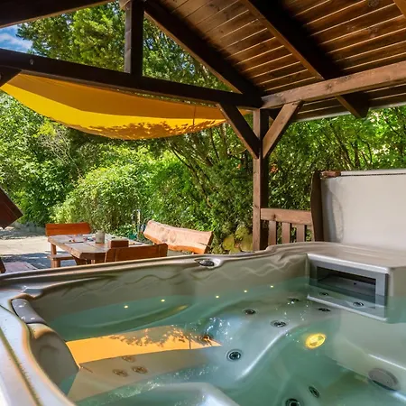 Holiday home Tiltott Rengeteg Vendeghaz