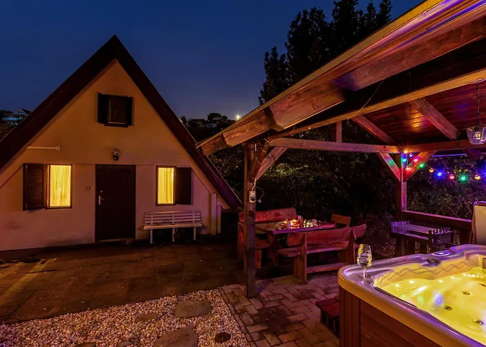 Tiltott Rengeteg Vendeghaz Tatil Evi Balatonfůzfő