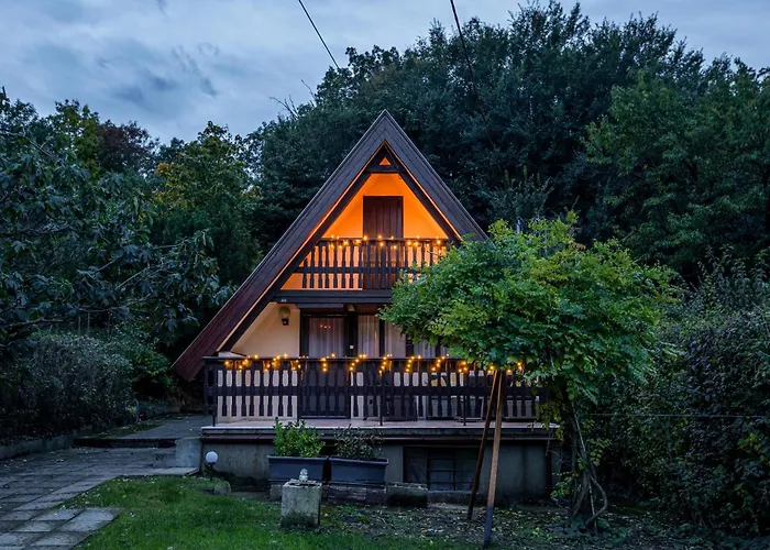 Tiltott Rengeteg Vendeghaz Tatil Evi Balatonfůzfő