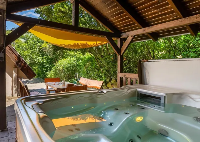 Tatil Evi Tiltott Rengeteg Vendeghaz